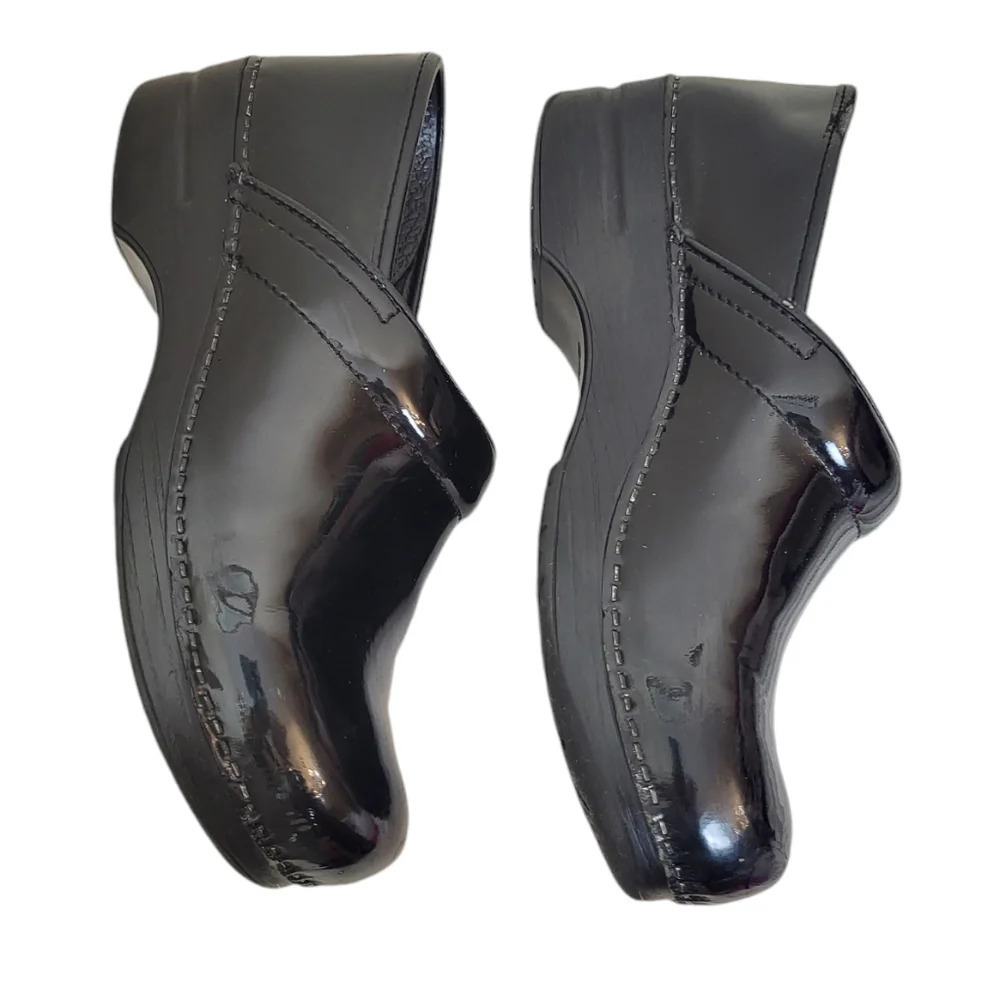 Dansko Professional Nurse's Shoes Black Patent 9.5-10 - Picture 5 of 10